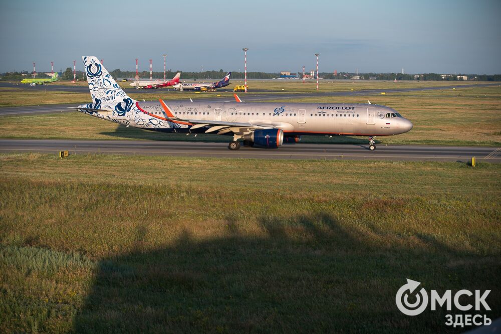 В Омском аэропорту состоялся споттинг-2023. Как это было, подробнее здесь . Фото: Илья Петров.
