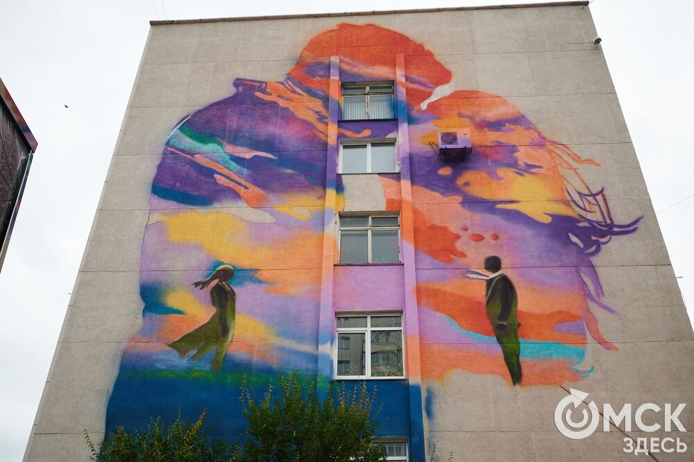 Влюблённая пара теперь украшает улицу Чокана Валиханова. Фото: Илья Петров