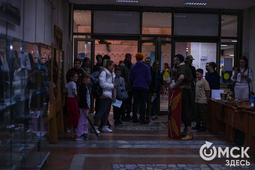 В Омске в 13-й раз прошла культурно-просветительская акция "Библионочь-2024". Фото: Елизавета Медведева