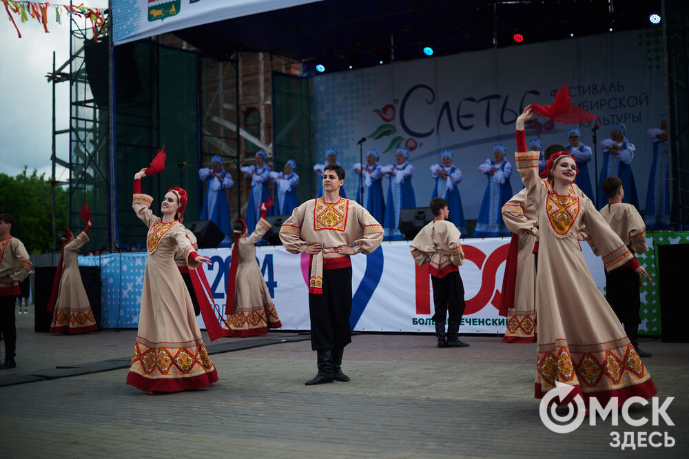 В Большеречье прошёл фестиваль сибирской культуры "Слетье". Фото: Илья Петров