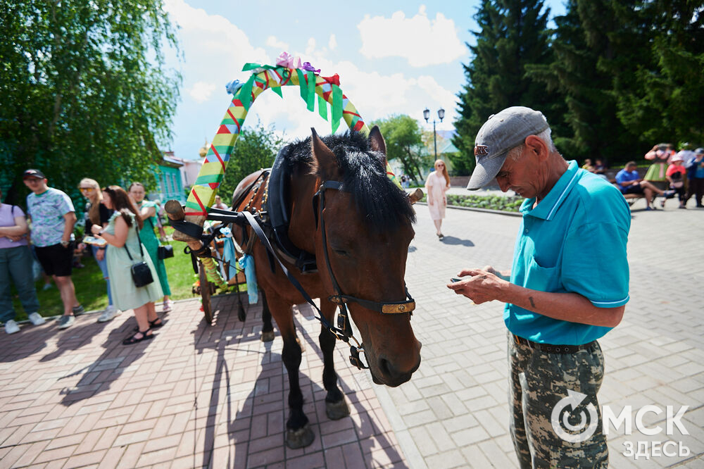 В Большеречье прошёл фестиваль сибирской культуры "Слетье". Фото: Илья Петров