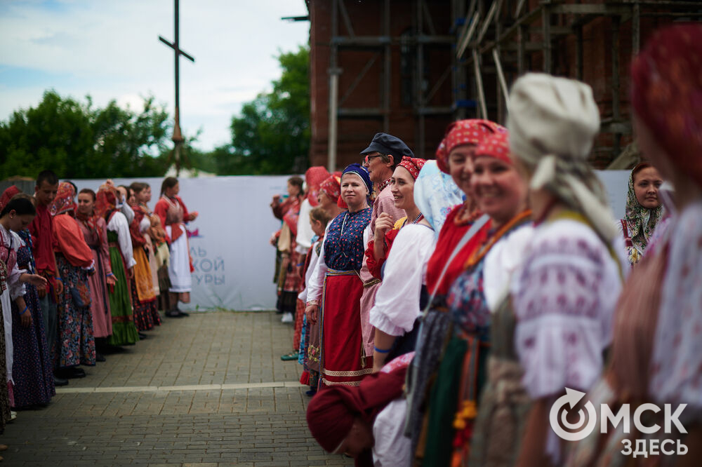 В Большеречье прошёл фестиваль сибирской культуры "Слетье". Фото: Илья Петров