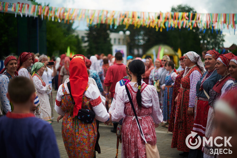 В Большеречье прошёл фестиваль сибирской культуры "Слетье". Фото: Илья Петров