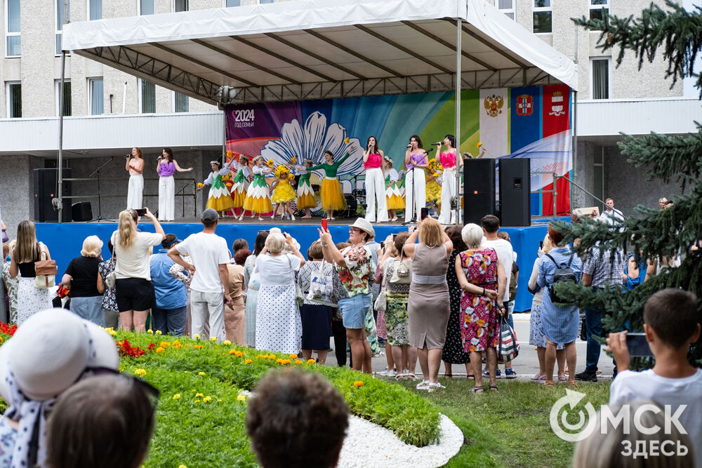 Открытие выставки зелёного строительства, цветоводства и садоводства "Флора"