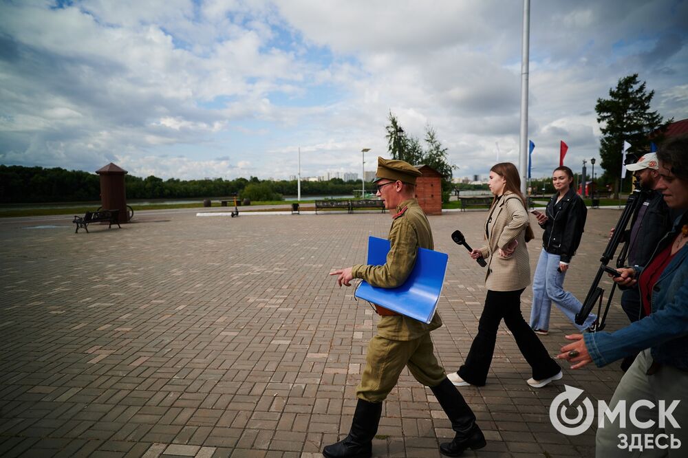 На территории Омской крепости прошла презентация первой постоянной костюмированной экскурсии. Фото: Илья Петров