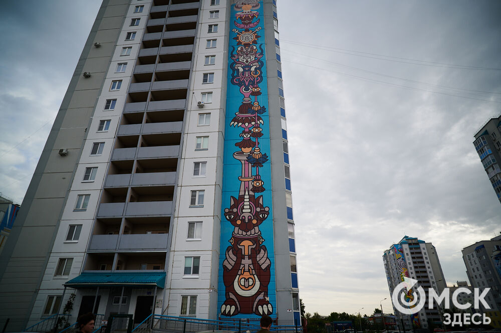 В городе продолжается арт-фестиваль "Омск, ты просто космос!". Фото: Илья Петров