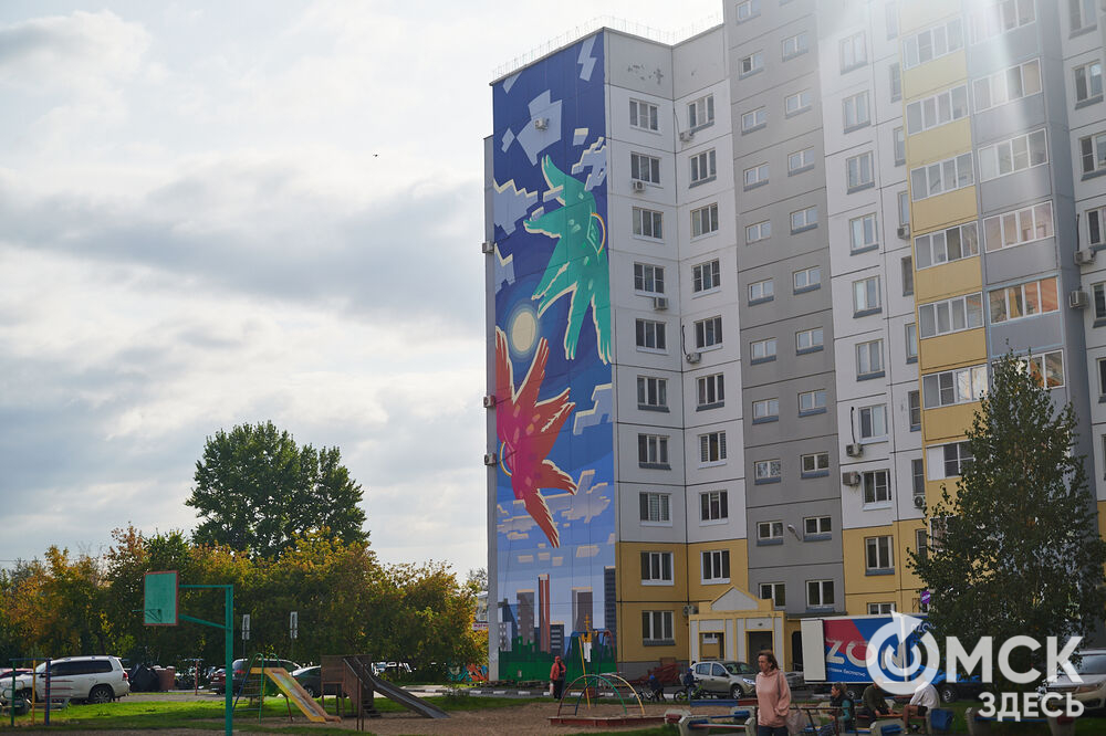 В городе продолжается арт-фестиваль "Омск, ты просто космос!". Фото: Илья Петров