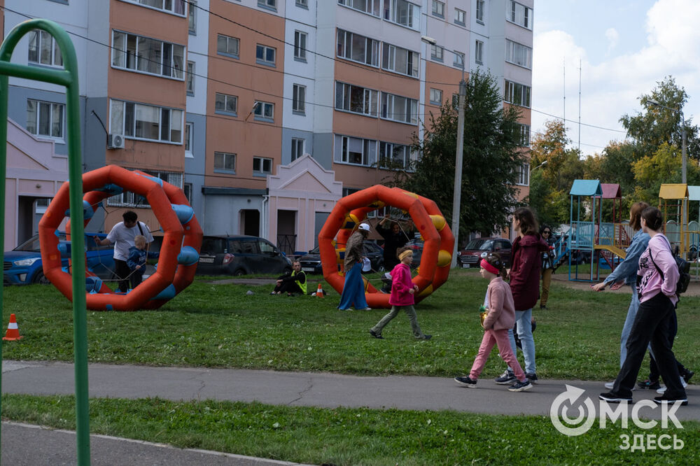 Художники из разных городов и стран создали муралы на фасадах многоэтажек. Подробнее: читайте здесь . Фото: Елизавета Медведева