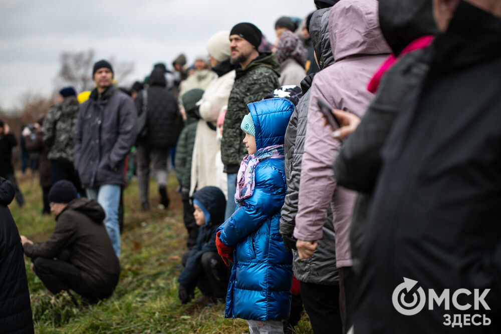 На территории Омской крепости уже четвёртый год подряд проходит масштабный военно-исторический фестиваль "Подвиг 1612", посвящённый подвигу, совершенному русским народом в 1612 году при освобождении Москвы от польской интервенции. Фото: Елизавета Медведева