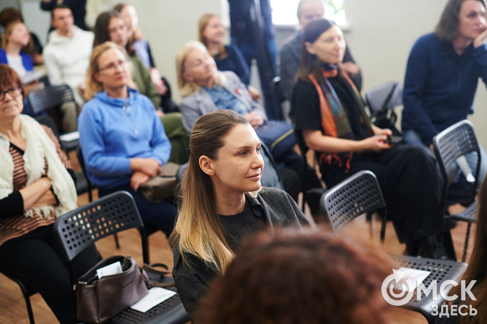 В музее "Искусство Омска" открылись выставки "НЕархивные истории" и "Омск. Точка сборки".