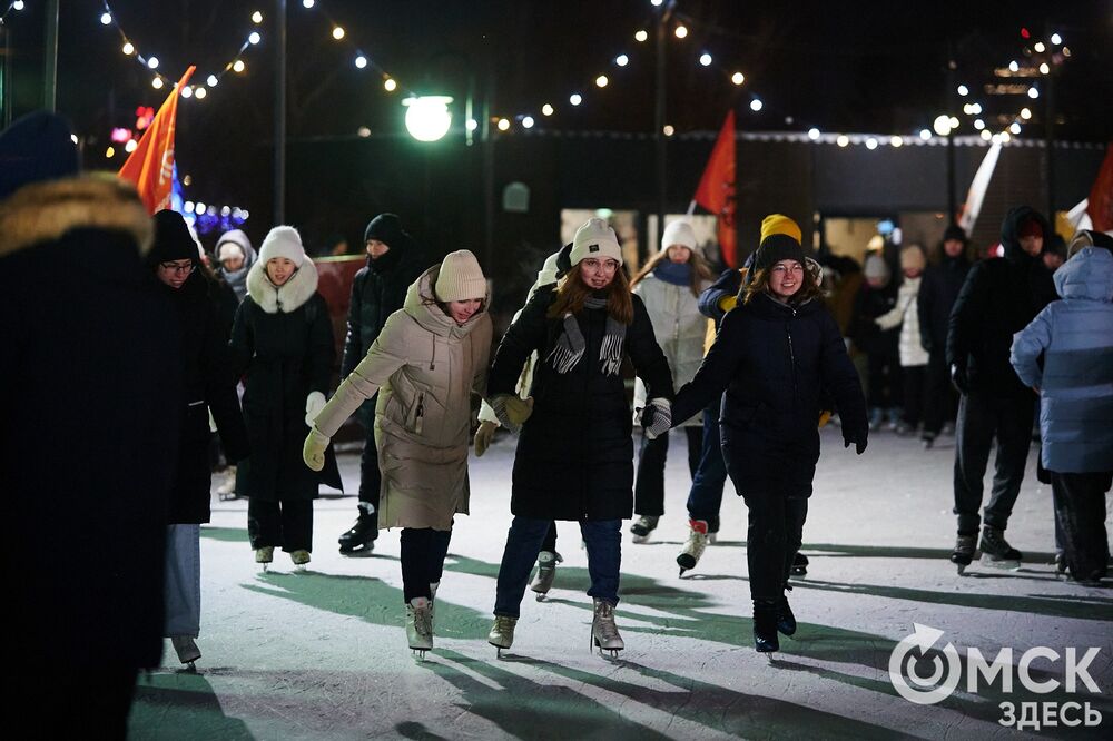 В Омске отпраздновали День студента массовыми катаниями на новой локации. Подробнее здесь . Фото: Илья Петров