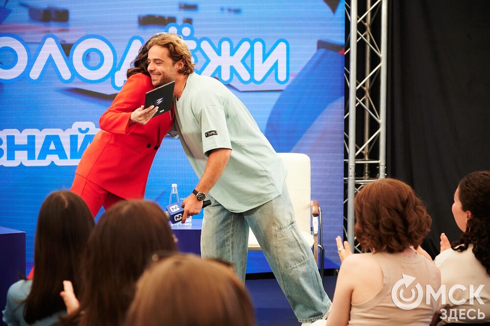 С 27 по 29 июня Омск отмечал День молодёжи. Мы прогулялись по Любинскому проспекту, чтобы собрать для вас самые интересные моменты праздничного дня. Фото: Илья Петров