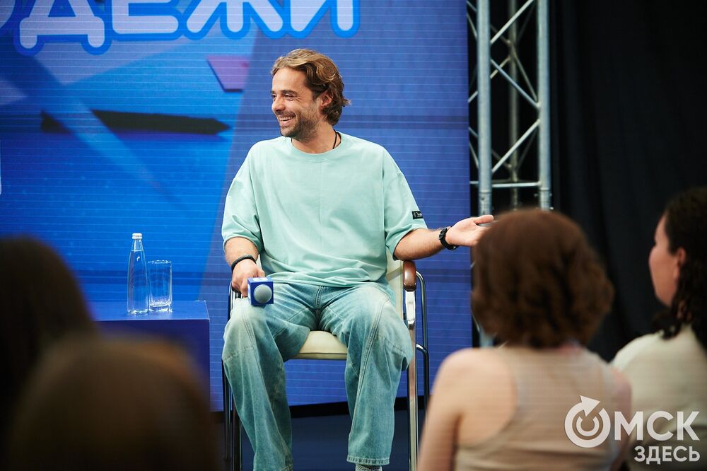 С 27 по 29 июня Омск отмечал День молодёжи. Мы прогулялись по Любинскому проспекту, чтобы собрать для вас самые интересные моменты праздничного дня. Фото: Илья Петров