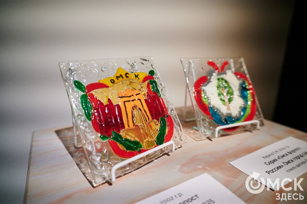 Неочевидные городские герои вышли в свет выставки-конкурса "Омск: здесь и сейчас". Подробности: здесь . Фото: Илья Петров