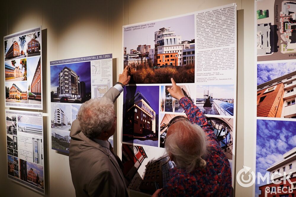 Неочевидные городские герои вышли в свет выставки-конкурса "Омск: здесь и сейчас". Подробности: здесь . Фото: Илья Петров
