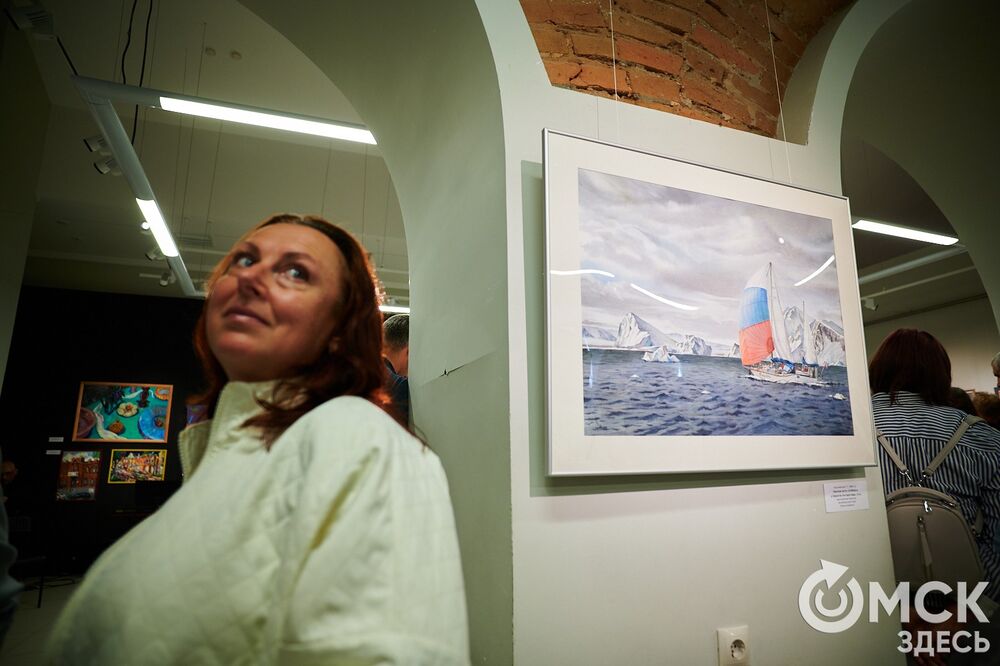 Неочевидные городские герои вышли в свет выставки-конкурса "Омск: здесь и сейчас". Подробности: здесь . Фото: Илья Петров