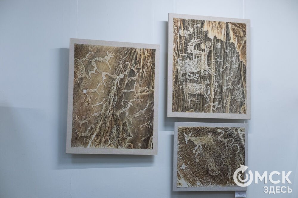 "Бронзовые стражи с берегов сибирских рек" - называние выставки, работающей в рамках музейно-выставочного проекта "От находок к открытиям". Фото: Елизавета Медведева