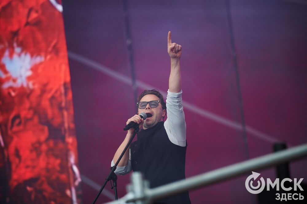 На Соборной площади и на территории Омской крепости прошли выступления именитых артистов . Фото: Илья Петров, Елизавета Медведева