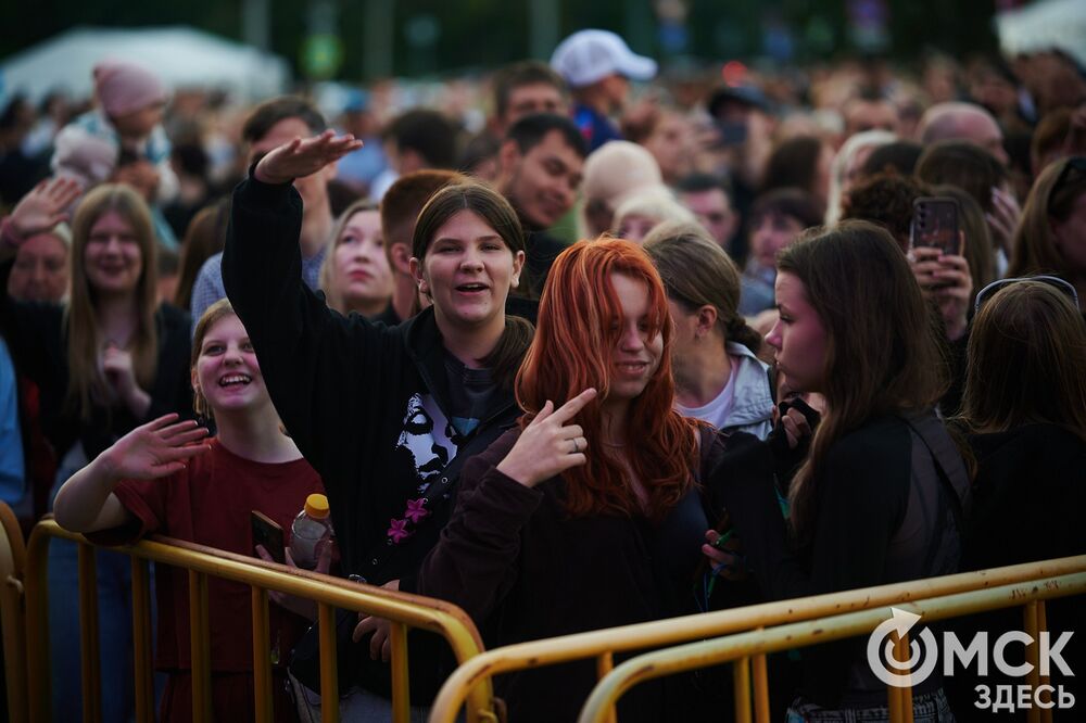 На Соборной площади и на территории Омской крепости прошли выступления именитых артистов . Фото: Илья Петров, Елизавета Медведева