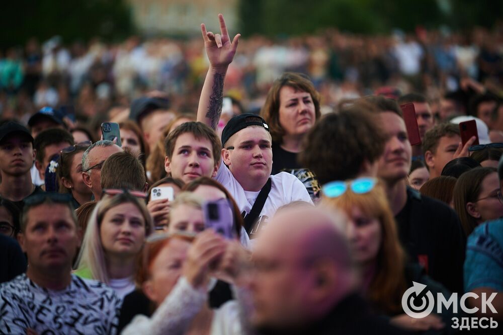 На Соборной площади и на территории Омской крепости прошли выступления именитых артистов . Фото: Илья Петров, Елизавета Медведева