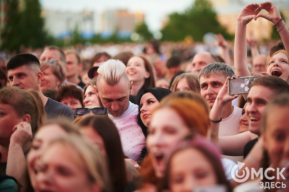 На Соборной площади и на территории Омской крепости прошли выступления именитых артистов . Фото: Илья Петров, Елизавета Медведева