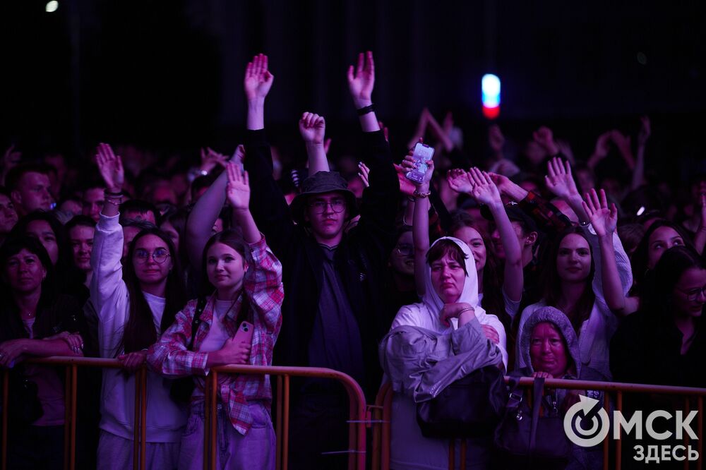 На Соборной площади и на территории Омской крепости прошли выступления именитых артистов . Фото: Илья Петров, Елизавета Медведева