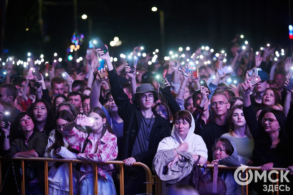На Соборной площади и на территории Омской крепости прошли выступления именитых артистов . Фото: Илья Петров, Елизавета Медведева