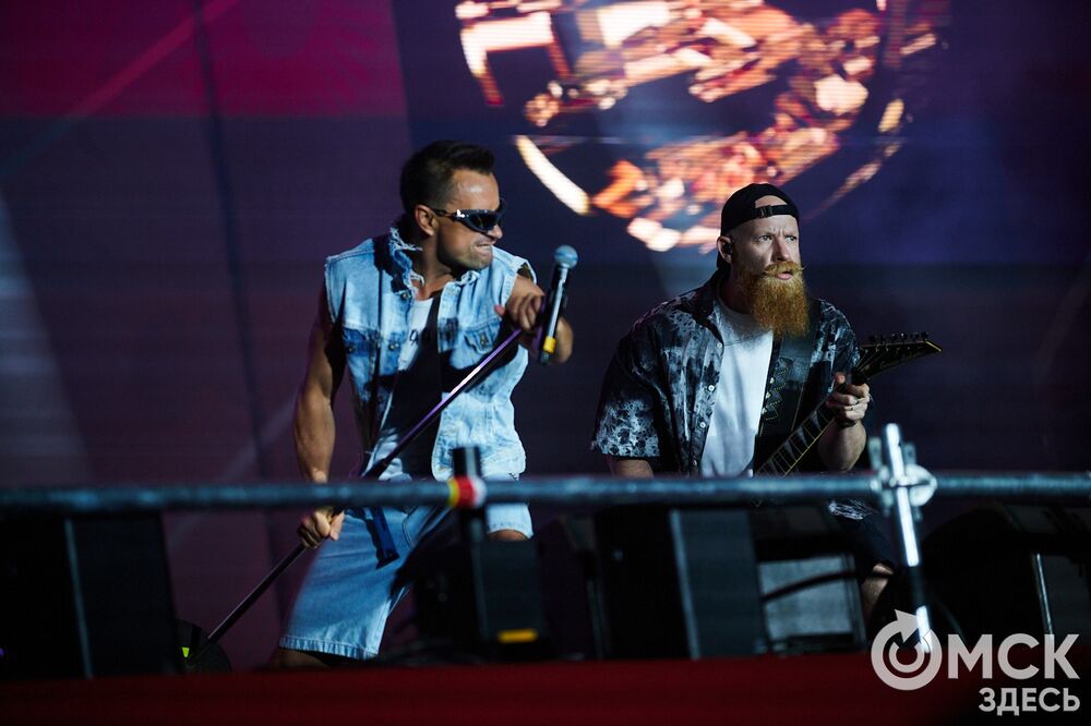 На Соборной площади и на территории Омской крепости прошли выступления именитых артистов . Фото: Илья Петров, Елизавета Медведева