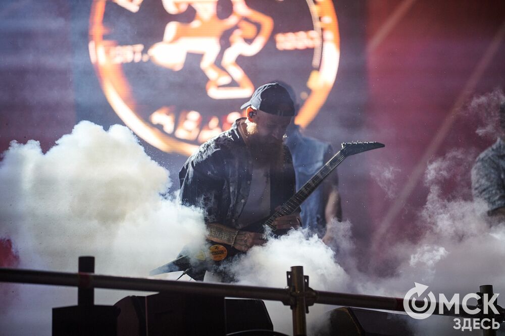 На Соборной площади и на территории Омской крепости прошли выступления именитых артистов . Фото: Илья Петров, Елизавета Медведева