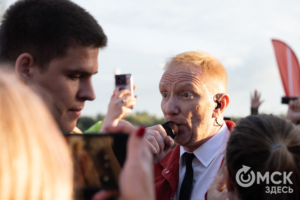 На Соборной площади и на территории Омской крепости прошли выступления именитых артистов . Фото: Илья Петров, Елизавета Медведева