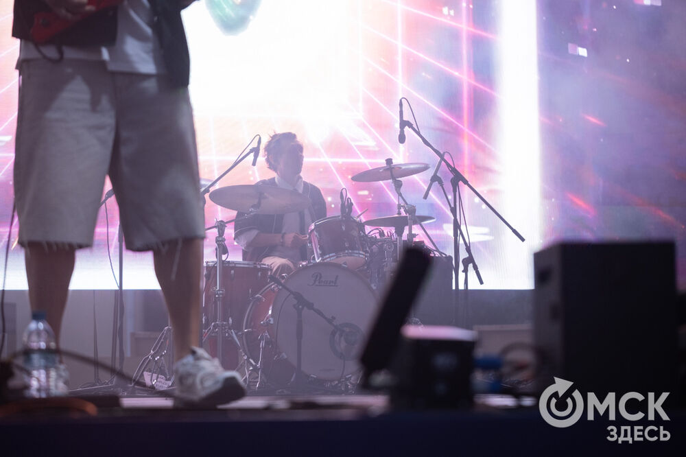 На Соборной площади и на территории Омской крепости прошли выступления именитых артистов . Фото: Илья Петров, Елизавета Медведева