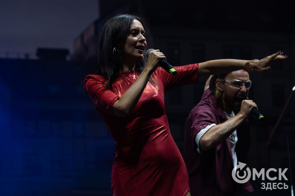 На Соборной площади и на территории Омской крепости прошли выступления именитых артистов . Фото: Илья Петров, Елизавета Медведева