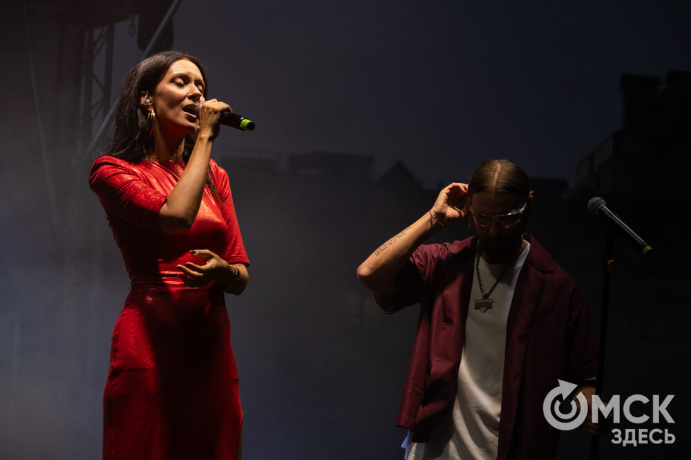 На Соборной площади и на территории Омской крепости прошли выступления именитых артистов . Фото: Илья Петров, Елизавета Медведева