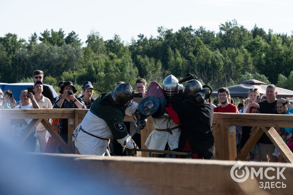 В Омске состоялся двадцатый по счёту фестиваль исторической реконструкции "Щит Сибири" (0+). Фото: Елизавета Медведева