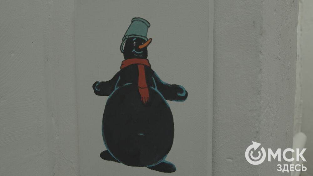 В галерее "ООО "Водопад" открылась экспозиция с названием "Красивая выставка про Омск" (18+).