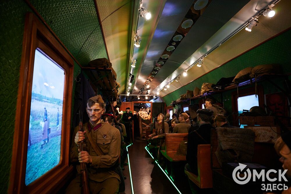 Первая в мире интерактивная выставка на рельсах сделала оставку в Омске на два дня. Фото Илья Петров