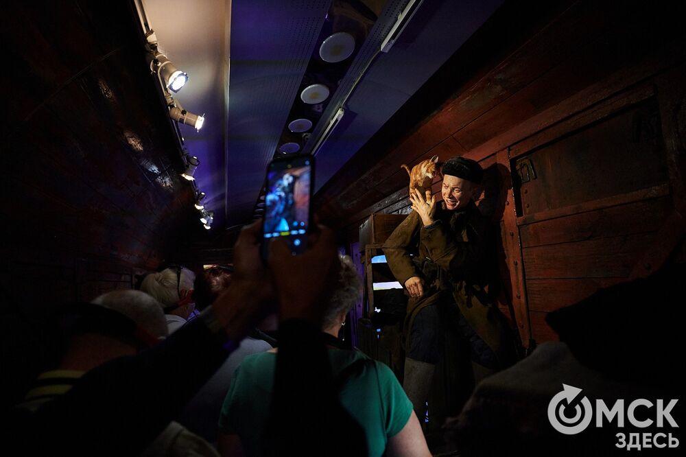 Первая в мире интерактивная выставка на рельсах сделала оставку в Омске на два дня. Фото Илья Петров