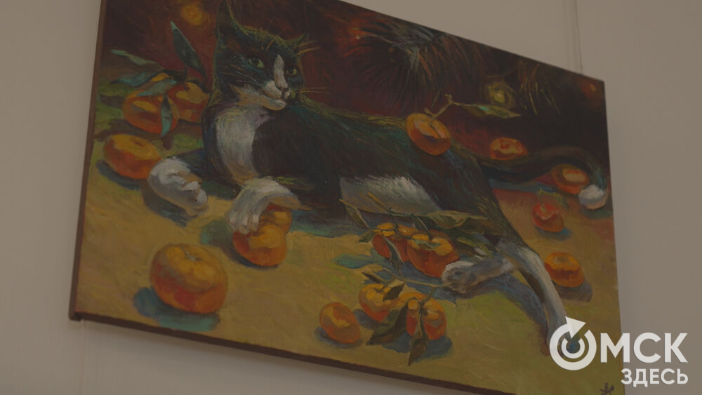 В арт-галерее под стеклянным куполом открылась благотворительная выставка.