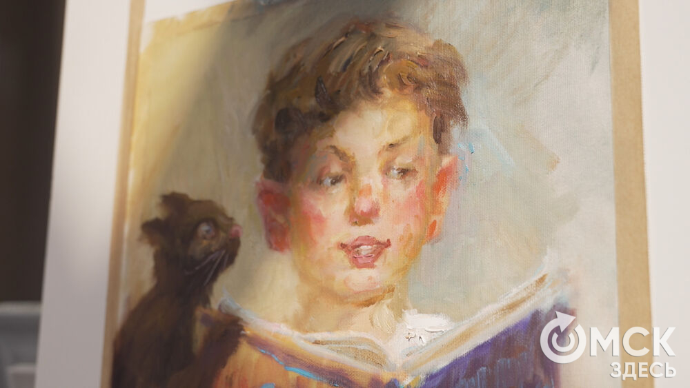 В арт-галерее под стеклянным куполом открылась благотворительная выставка.