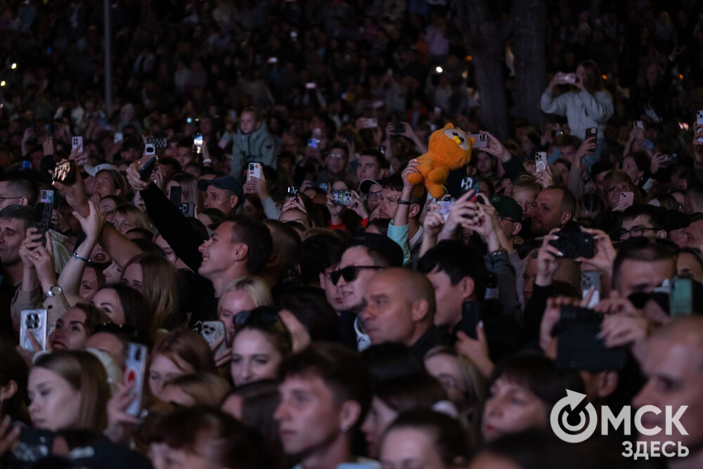Amirchik и Artik и Asti дали последний летний концерт для омичей. Фото: Елизавета Медведева