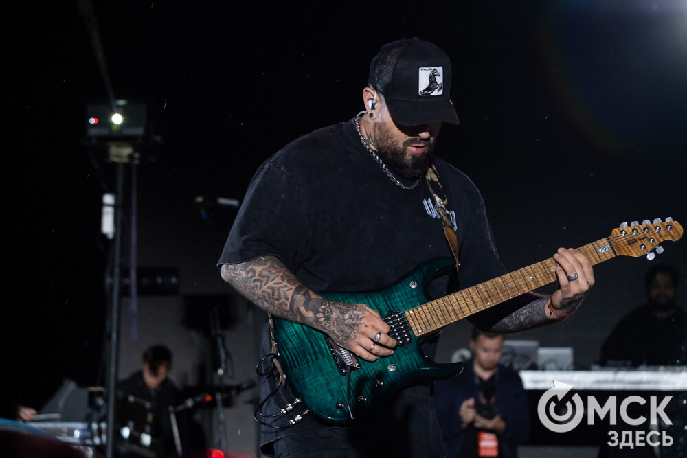 Amirchik и Artik и Asti дали последний летний концерт для омичей. Фото: Елизавета Медведева