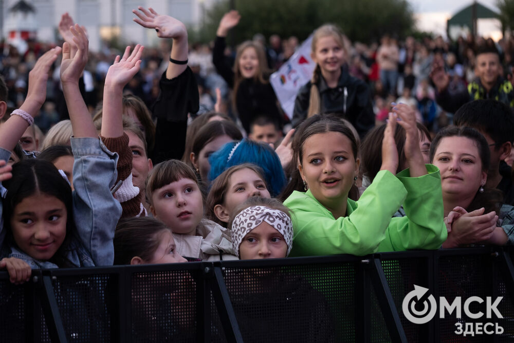 1 сентября на Зелёном острове выступила группа Dabro - музыкальный дуэт братьев Ивана и Михаила Засидкевичей. Фото: Елизавета Медведева