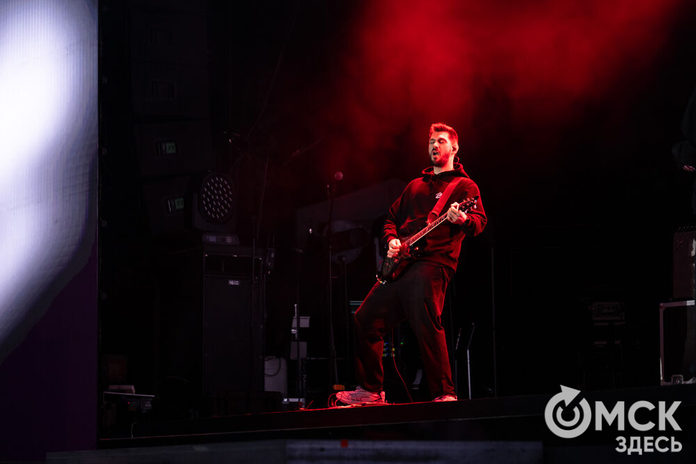 1 сентября на Зелёном острове выступила группа Dabro - музыкальный дуэт братьев Ивана и Михаила Засидкевичей. Фото: Елизавета Медведева