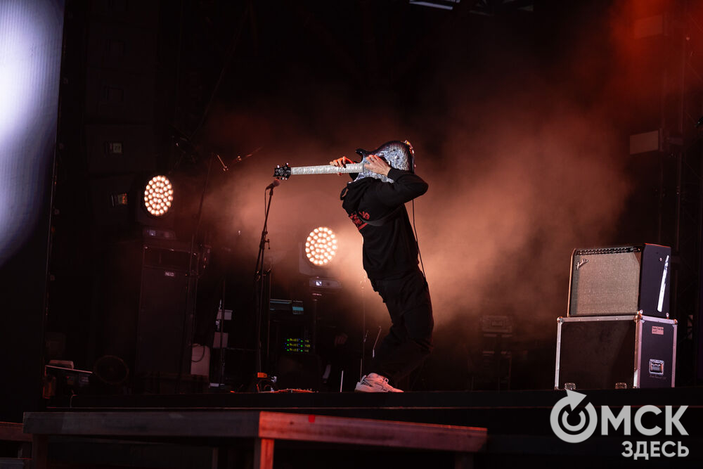 1 сентября на Зелёном острове выступила группа Dabro - музыкальный дуэт братьев Ивана и Михаила Засидкевичей. Фото: Елизавета Медведева