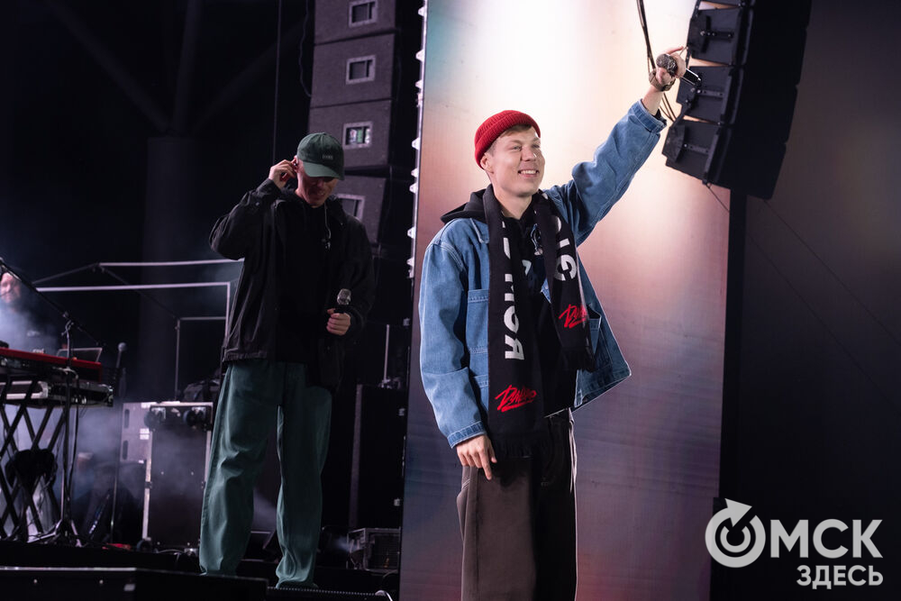 1 сентября на Зелёном острове выступила группа Dabro - музыкальный дуэт братьев Ивана и Михаила Засидкевичей. Фото: Елизавета Медведева