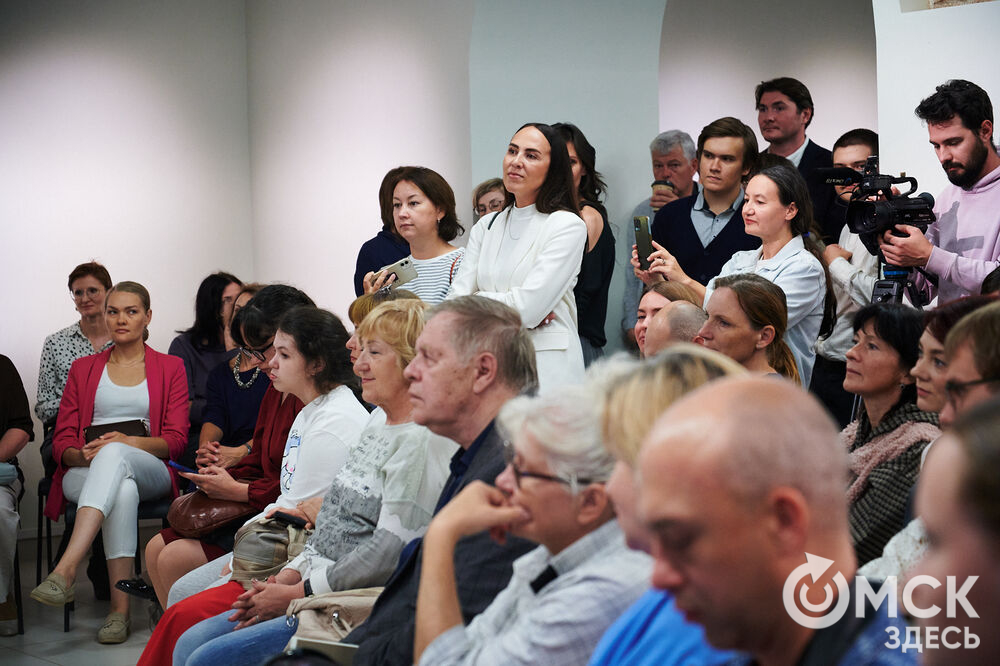 Презентация сборника "Аркадий Кутилов. Избранная лирика". Омск, 2025. Фото: Илья Петров