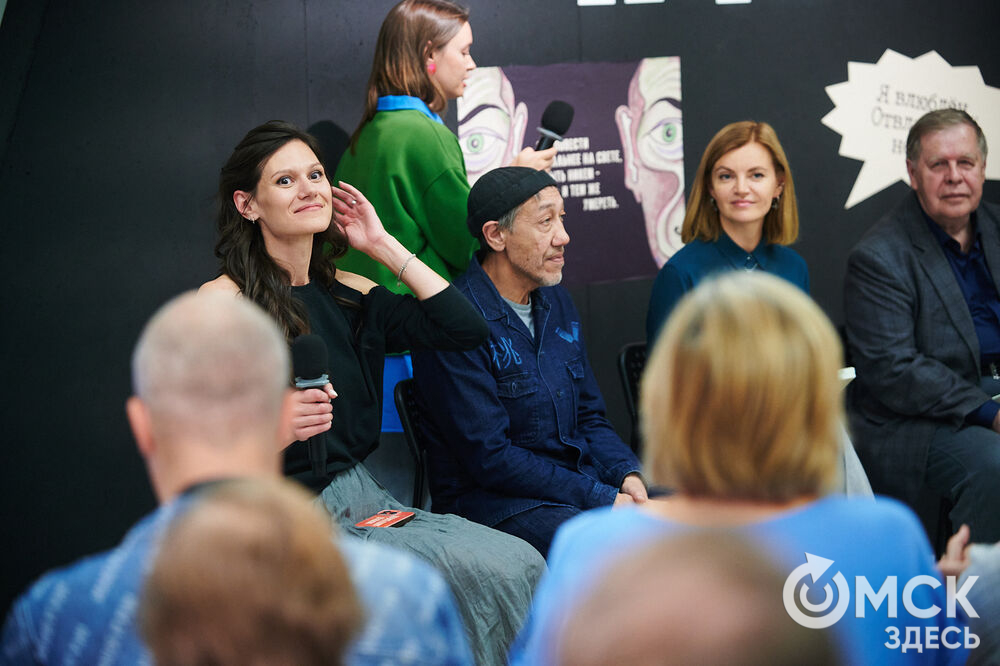 Презентация сборника "Аркадий Кутилов. Избранная лирика". Омск, 2025. Фото: Илья Петров