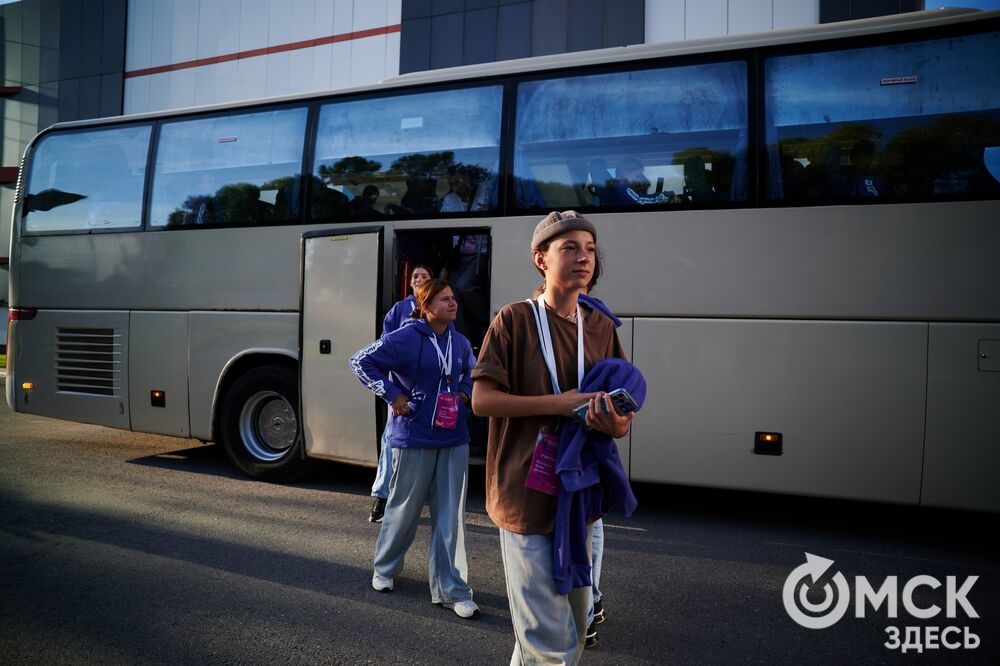 Поезд с победителями конкурса "Большая перемена" прибыл в Омск. Фото: Илья Петров