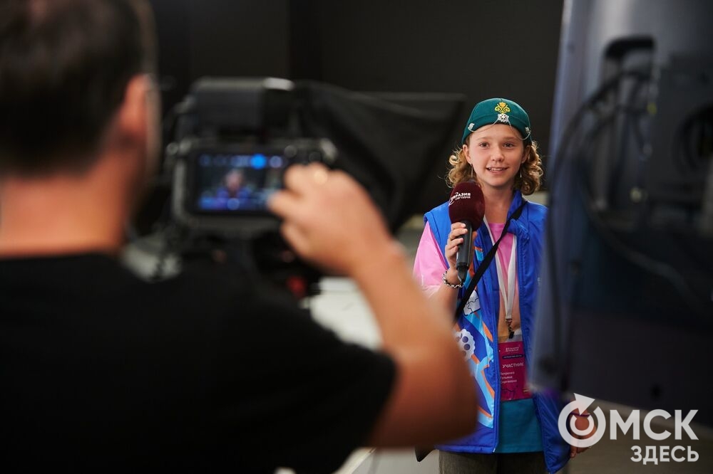 Поезд с победителями конкурса "Большая перемена" прибыл в Омск. Фото: Илья Петров