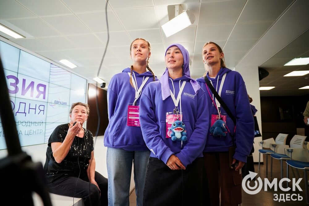 Поезд с победителями конкурса "Большая перемена" прибыл в Омск. Фото: Илья Петров